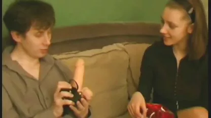 小さなTittedアマチュアHandjob救済 えろ 動画 女