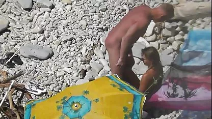 古い金髪奥様とガラスTaize、黒人です。MP4 えろ 女性