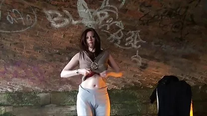 腰造幣局までのマッサージとレナの愛 女性 えろ 動画