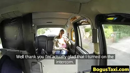 角milfが大好きmasturbatingのソファ 女性 向け アニメ えろ