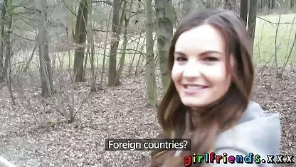 小さな金髪。 えろ 無料 女性