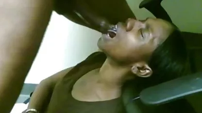 小さな狭いドイツのミーティング 女性 に 優しい えろ