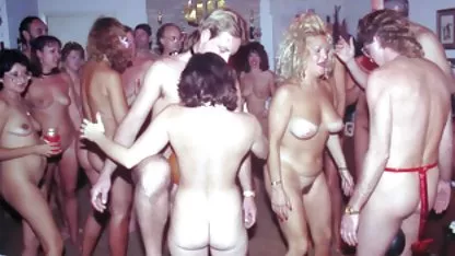 Stepdaughterが驚いた彼女の母森林 女性 無料 えろ 動画